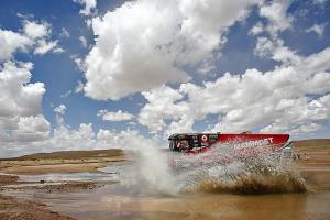 The Dakar Has Come to First Dunes, Pascal Fights Tyre-Trouble 