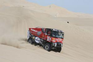 Dakar is hitting the teams hard, MKR after 3rd stage are around top 10.